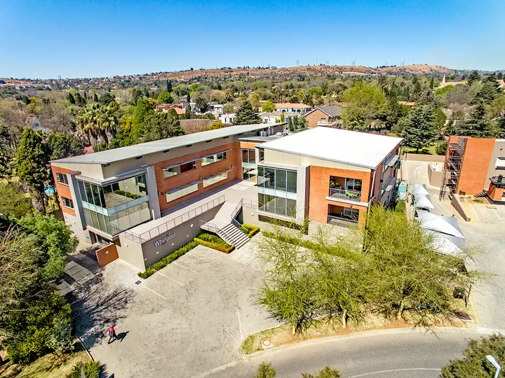 Secure 1,990 m² Office Property for Sale in Bedfordview image 10
