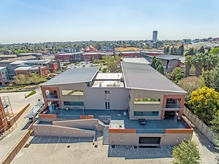 Secure 1,990 m² Office Property for Sale in Bedfordview image 8