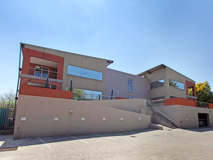 Secure 1,990 m² Office Property for Sale in Bedfordview image 4