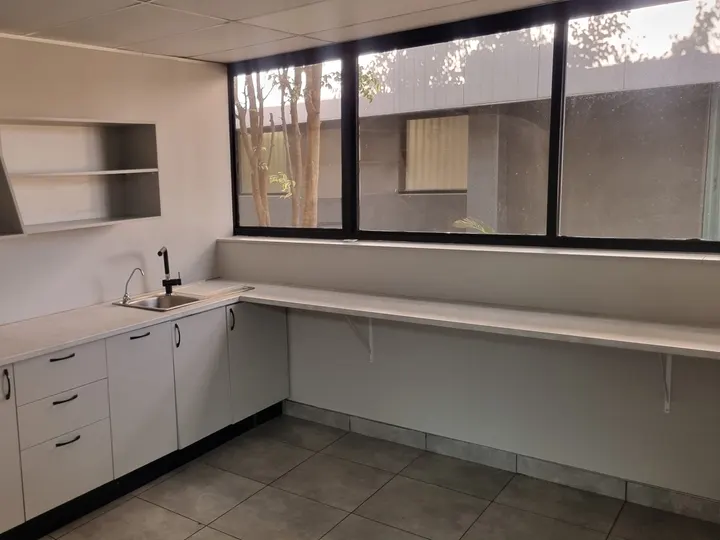 Unit 1, 1 Weaver Avenue image 12