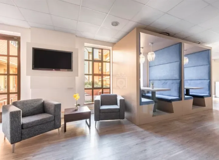 Ground Floor Unit 1 image 2