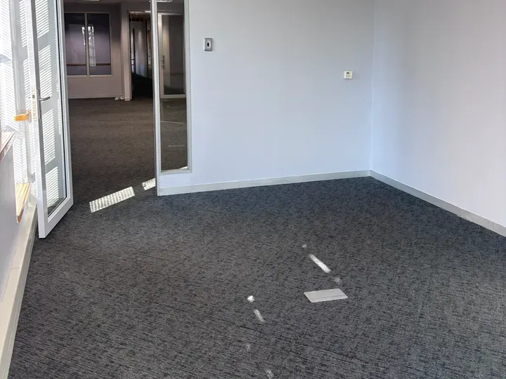 Ground Floor Unit 8 image 4