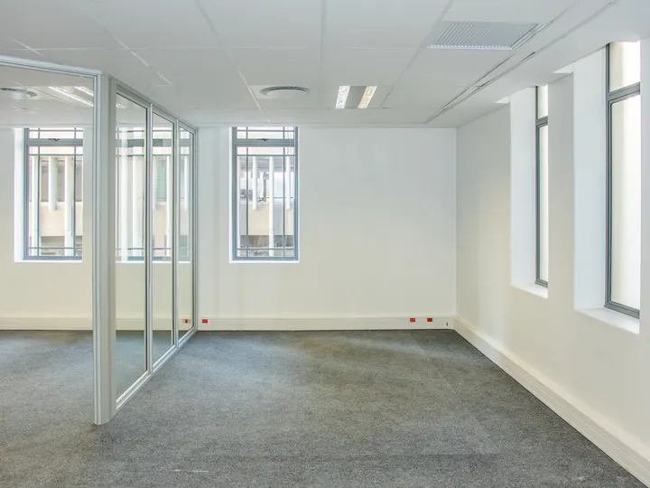 2-002 image 3