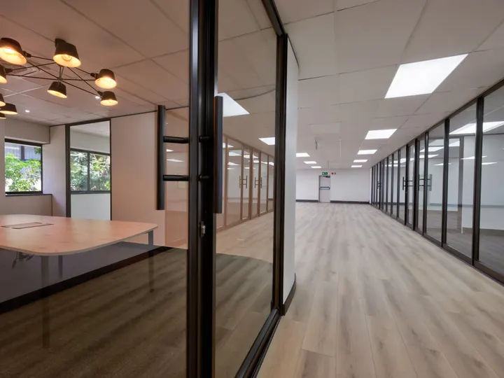 Unit 2, 1 Weaver Avenue image 4