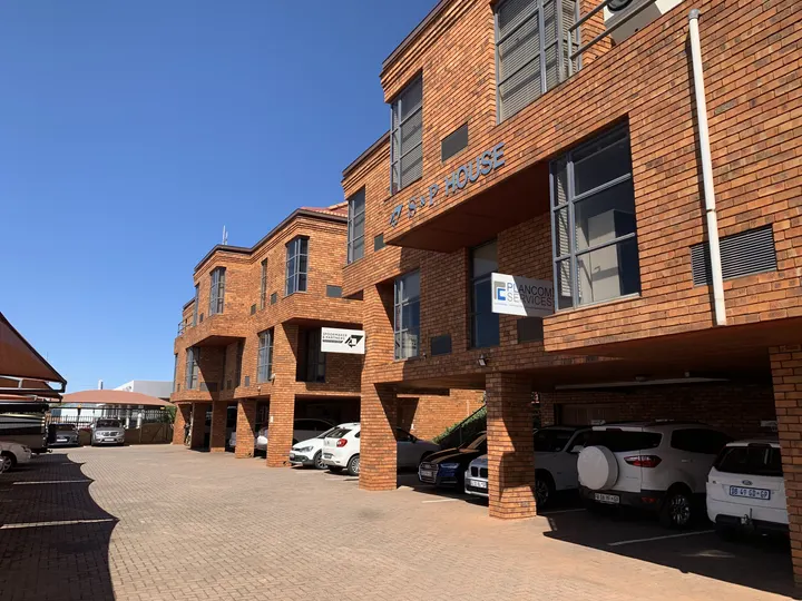 Building 3, Ground Floor image 4
