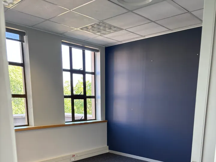 First Floor  Unit 5 image 4